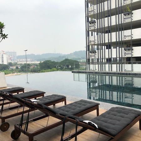 Vivo suites by SubHome Kuala Lumpur Exterior foto
