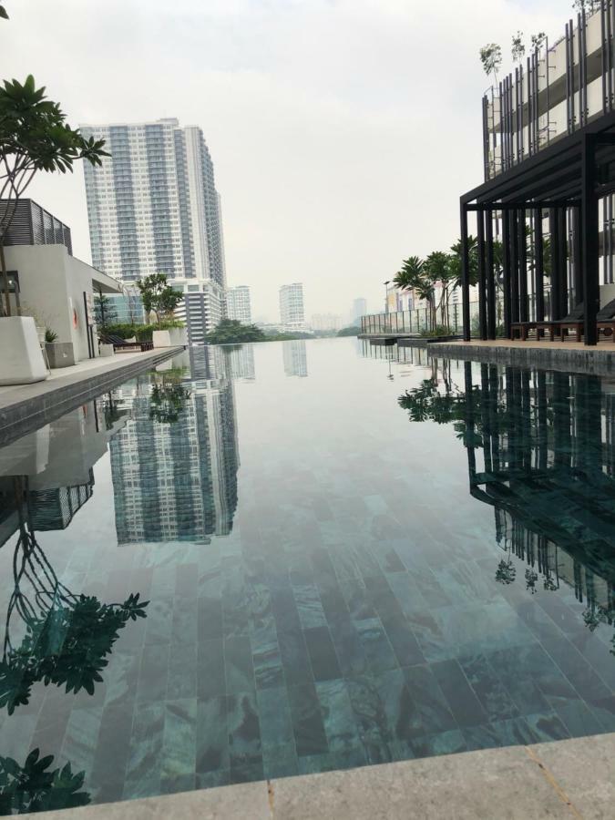 Vivo suites by SubHome Kuala Lumpur Exterior foto
