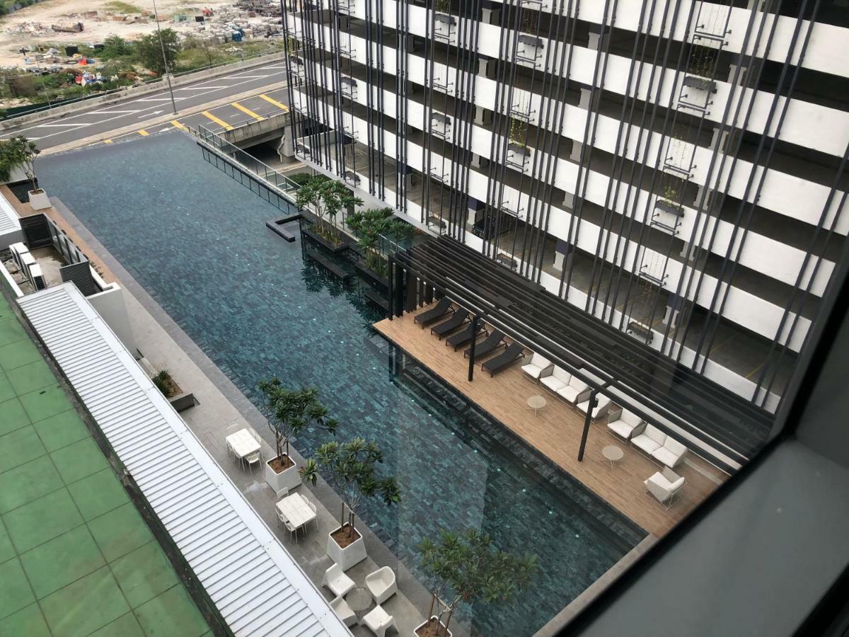 Vivo suites by SubHome Kuala Lumpur Exterior foto
